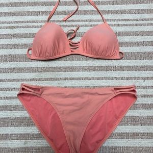 | aerie | perky triangle bikini. Size M/L.